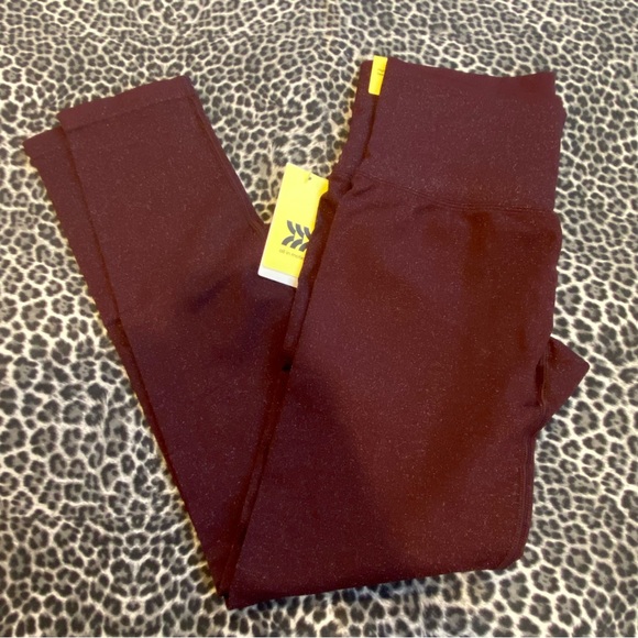 Lurex Sparkle Seamless High-Rise Leggings All In Motion Black Blue Green Shimmer - Picture 11 of 15